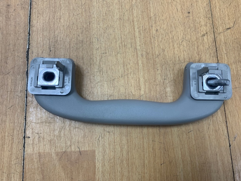 Ручка потолка Opel Astra J 2010 хетчбэк 5-ти дв. A16LET Перед.