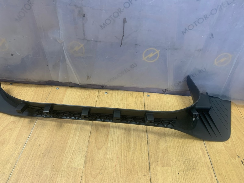 Накладка на порог Opel Astra J 2010 хетчбэк 5-ти дв. A16LET Прав.