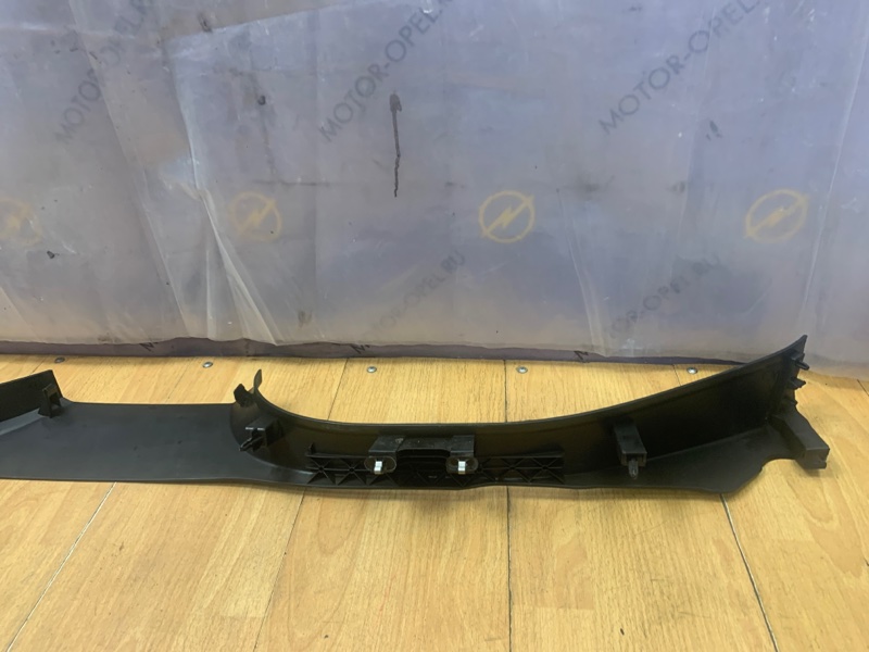 Накладка на порог Opel Astra J 2010 хетчбэк 5-ти дв. A16LET Лев.