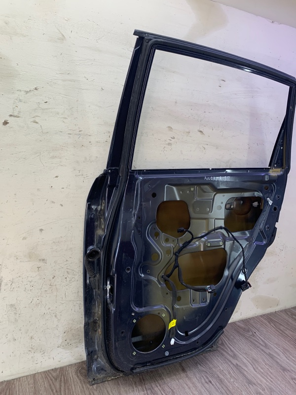 Дверь Opel Antara 2007 Внедорожник Задн. Прав.
