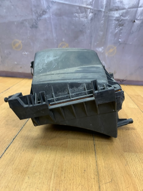 Корпус воздушного фильтра Opel Meriva A минивэн Z14XEP