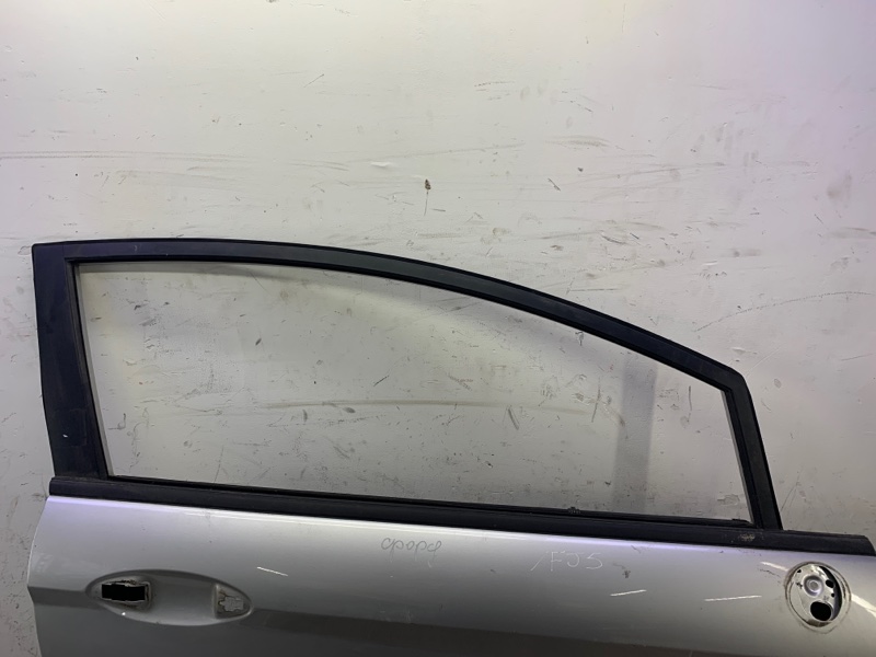 Дверь Ford Fiesta 6 2011 хэтчбек 3-х дв. Перед. Прав.
