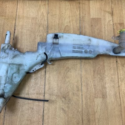 Бачок омывателя Ford Focus 1 - изображение 1
