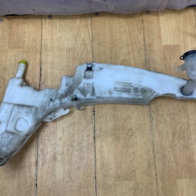 Бачок омывателя Ford Focus 1 - изображение 1
