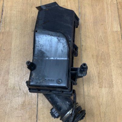 Корпус воздушного фильтра Ford Mondeo AZBA - изображение 7