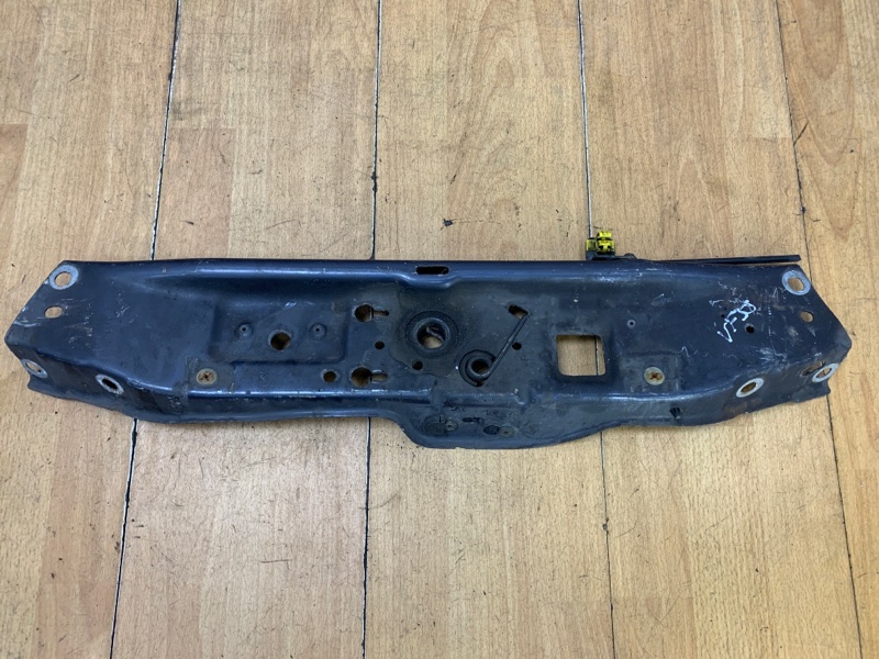 Панель замка капота Opel Zafira B 2005-2012 минивэн