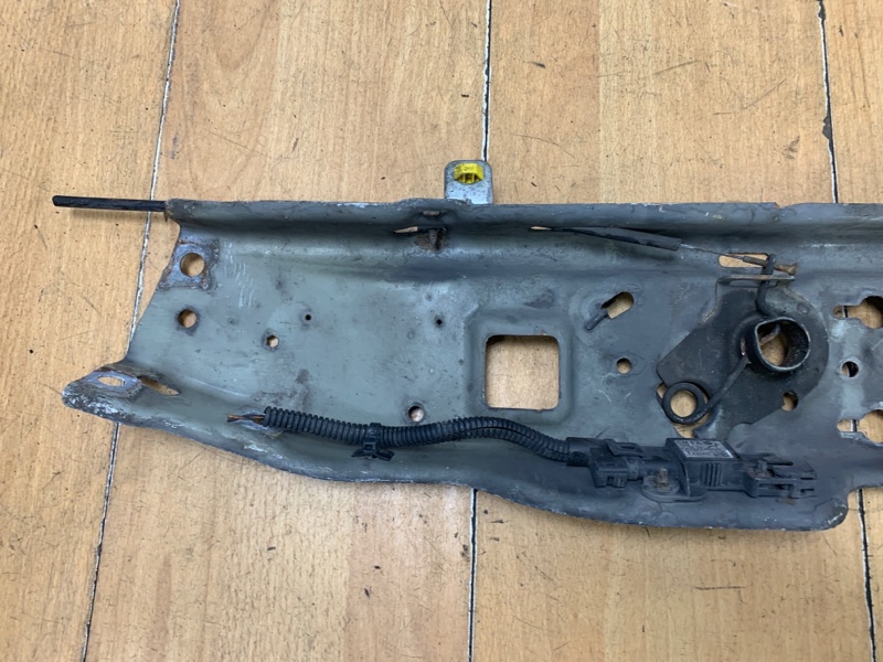 Панель замка капота Opel Zafira B 2005-2012 минивэн