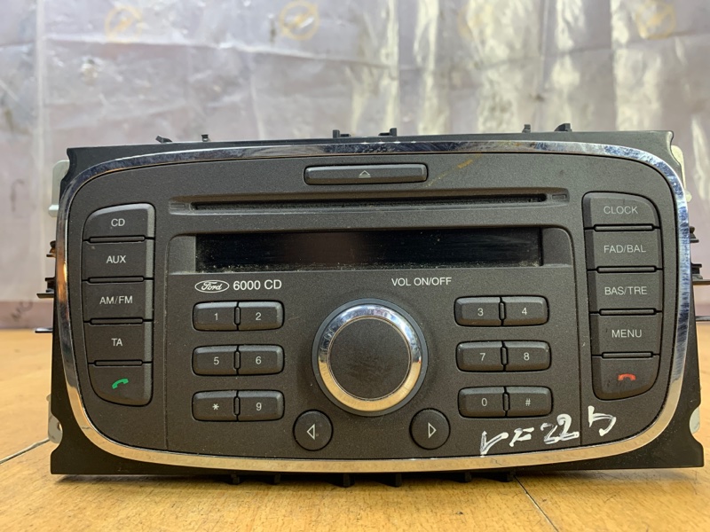 Панель управления Ford Focus 2 2008 хетчбэк 5-ти дв.