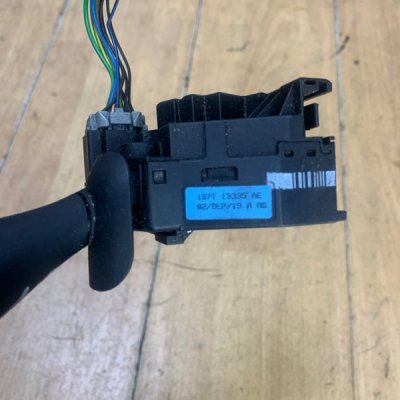Переключатель поворотов Ford Fiesta 4 - изображение 3