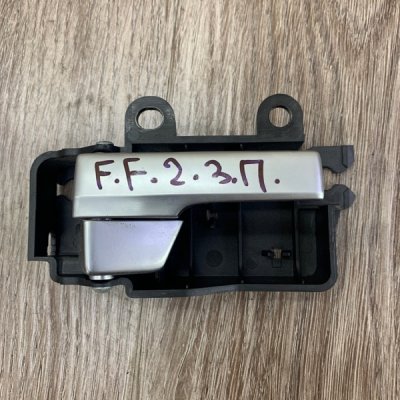 Ручка двери внутренняя Ford Focus 2 хетчбэк 5-ти дв. Задн. Прав. - изображение 1