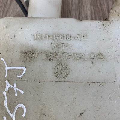 Бачок омывателя Ford Mondeo - изображение 4