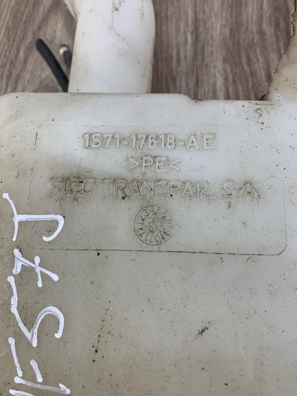 Бачок омывателя Ford Mondeo