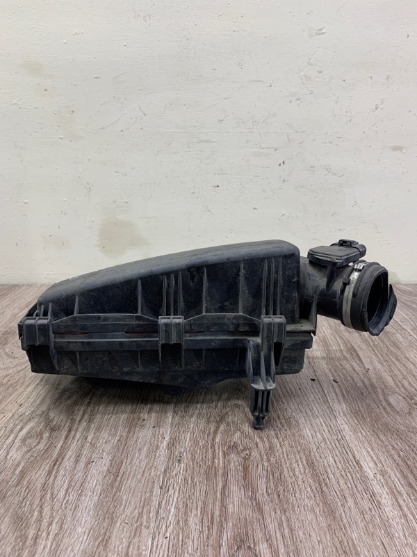 Корпус воздушного фильтра Ford Mondeo QJBB