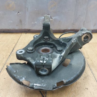 Поворотный кулак Opel Astra J 2010 Z16XER Перед. Прав. - изображение 2