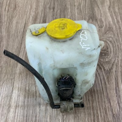 Бачок омывателя Opel Corsa C - изображение 1