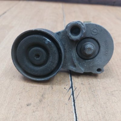 Натяжной ролик приводного ремня Opel Astra H 2004-2015 Z16XEP - изображение 1