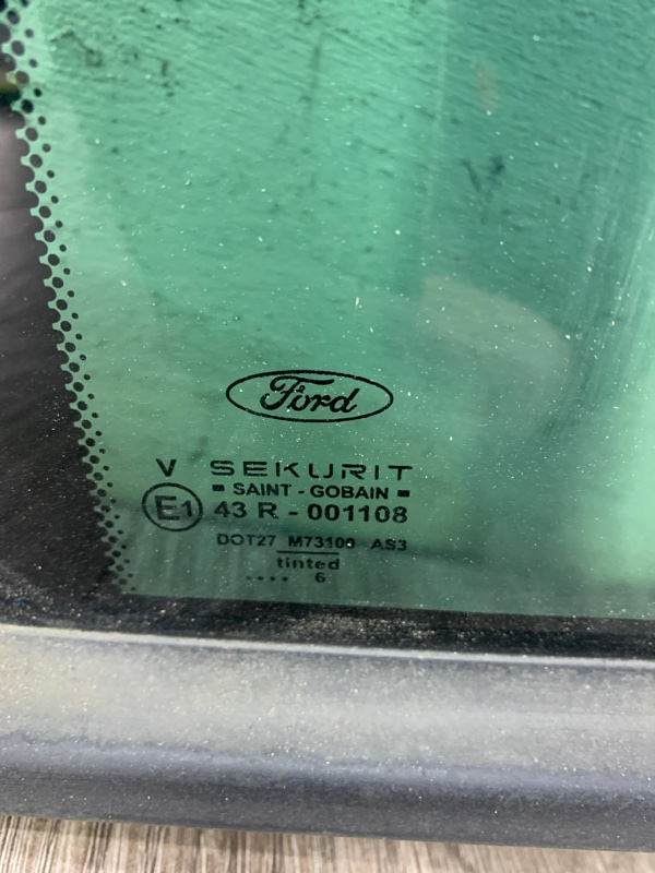 Стекло Ford Mondeo 2005 универсал Задн. Прав.