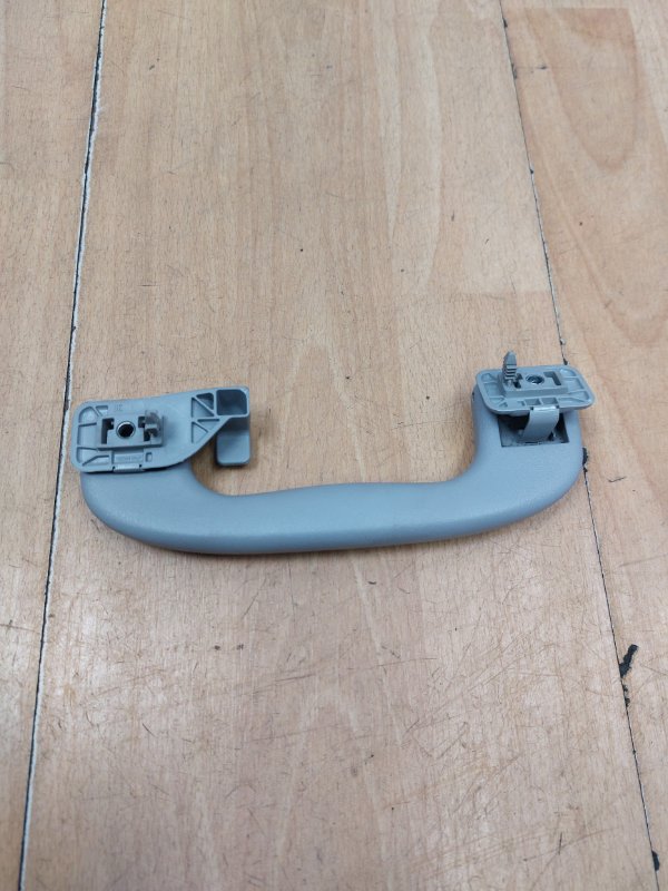Ручка потолка Opel Zafira B 2006 Z18XER Перед. Лев.