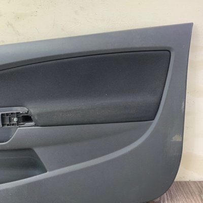 Обшивка двери Opel Corsa D 2006-2010 хетчбэк 3-х дв. Перед. Прав. - изображение 3
