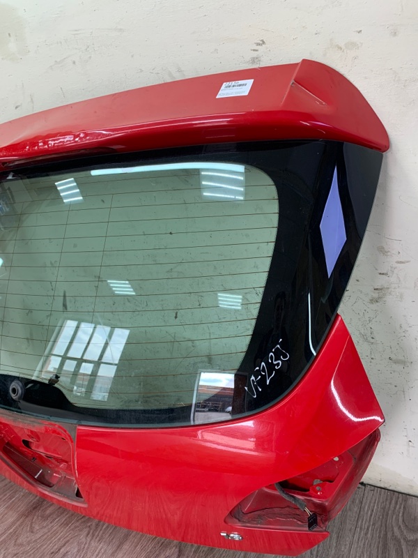 Дверь багажника Opel Astra J 2010 хетчбэк 5-ти дв.