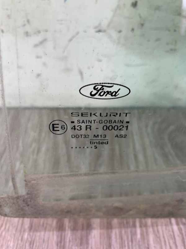 Стекло Ford Mondeo 2005 хетчбэк 5-ти дв. Задн. Лев.