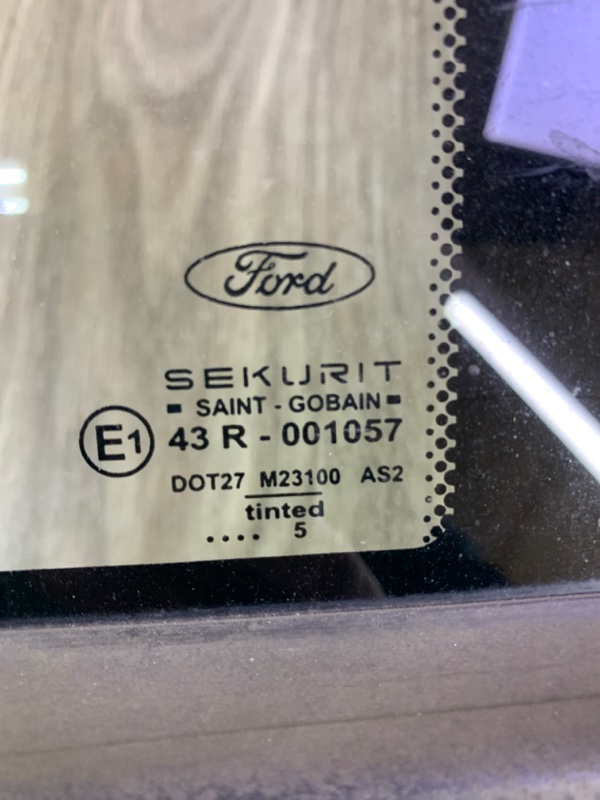 Стекло Ford Mondeo 2005 хетчбэк 5-ти дв. Задн. Лев.