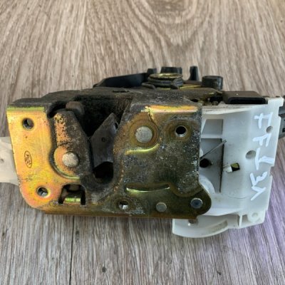 Замок двери Ford Focus 1 2003 хетчбэк 5-ти дв. Задн. Лев. - изображение 3