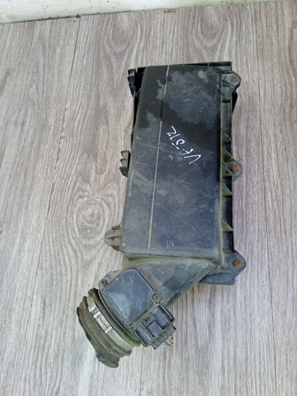 Корпус воздушного фильтра Ford Mondeo QJBB