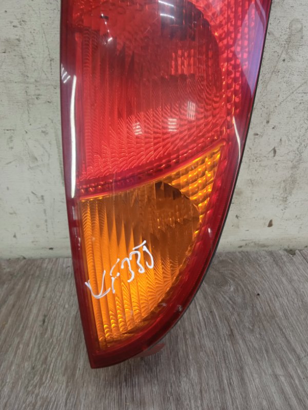 Фонарь Ford Focus 1 2002 хетчбэк 5-ти дв. Задн. Прав.