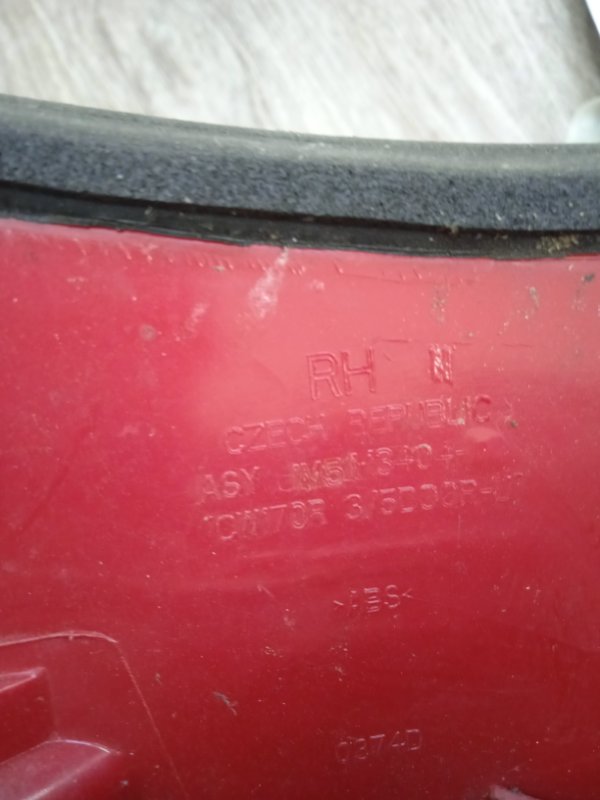 Фонарь Ford Focus 1 2002 хетчбэк 5-ти дв. Задн. Прав.