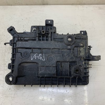 Полка аккумулятора Opel Corsa D - изображение 2