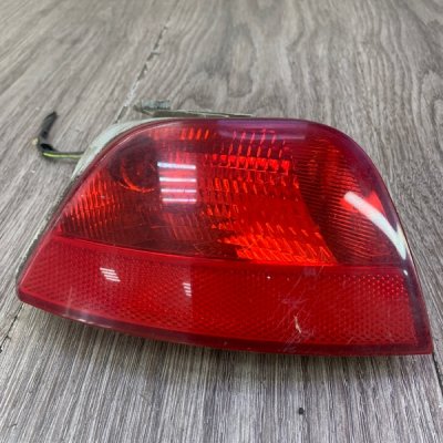 Фонарь Ford Focus 2 2007 Задн. Прав. - изображение 1