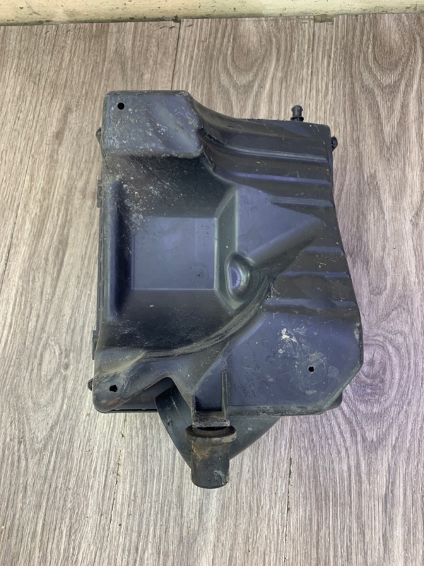 Корпус воздушного фильтра Opel Zafira B 2004-2015 Z16XE1