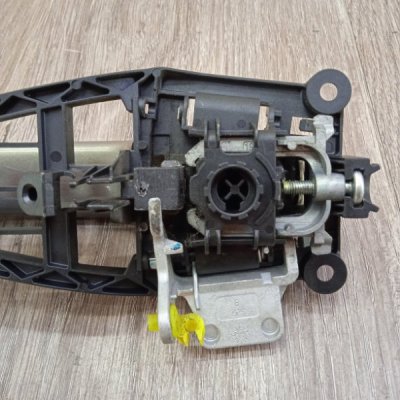 Ручка двери внешняя Opel Corsa D 2012 хетчбэк 5-ти дв. Перед. Лев. - изображение 3