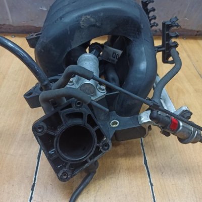 Коллектор впускной Ford Focus 1 2002 FYDB - изображение 3