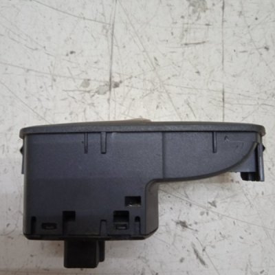 Кнопка стеклоподъемника Opel Corsa D 2006-2010 Перед. Прав. - изображение 2