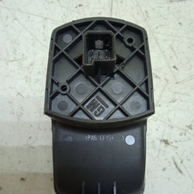 Кнопка стеклоподъемника Opel Corsa D 2006-2010 Перед. Прав. - изображение 2