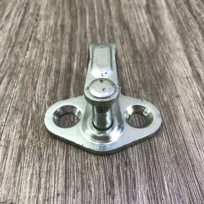 Ответная часть замка двери Opel Astra J 2010-2017 - изображение 5