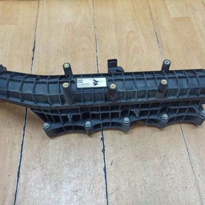 Коллектор впускной Opel Astra K 2017 хетчбэк 5-ти дв. B16DTR - изображение 1