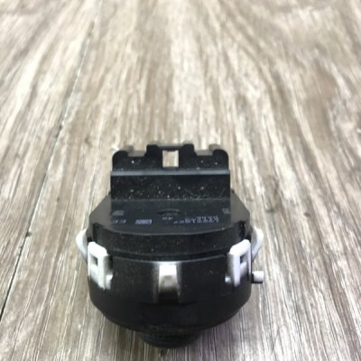 Кнопка управления зеркалами Opel Astra J 2010 хетчбэк 5-ти дв. - изображение 4