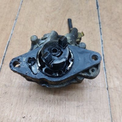Вакуумный насос Opel Corsa D 2009 Z13DT - изображение 2