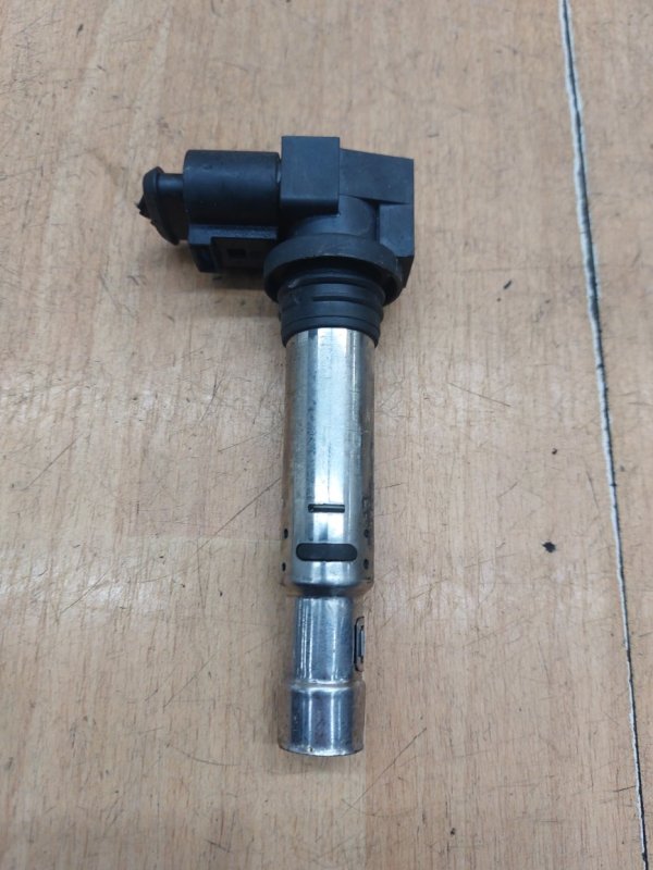 Катушка зажигания Volkswagen Golf 5 2005 BLF