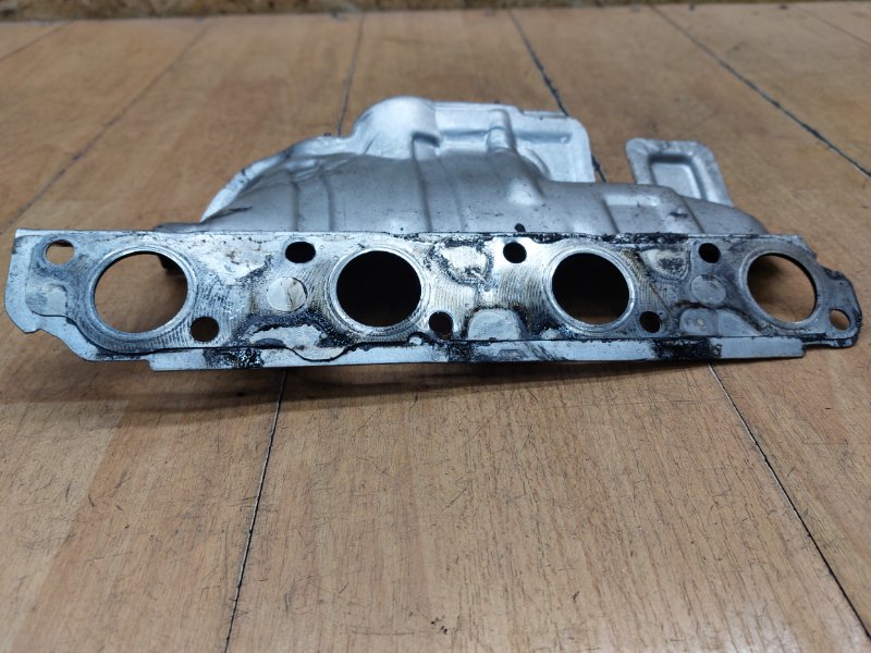Тепловой экран выпускного коллектора Ford Mondeo 2006 N7BA