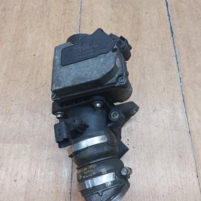 Дроссельная заслонка Ford Focus 2 2010 G8DA - изображение 1