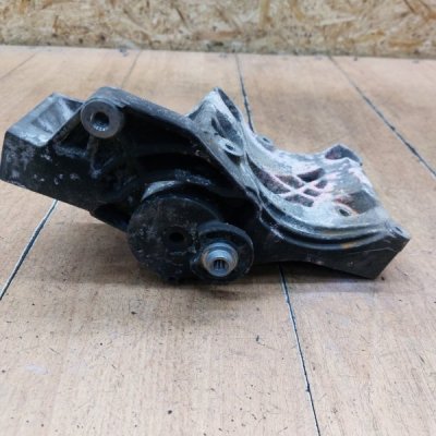 Кронштейн кондиционера Opel Insignia 2010 A20DTH - изображение 3