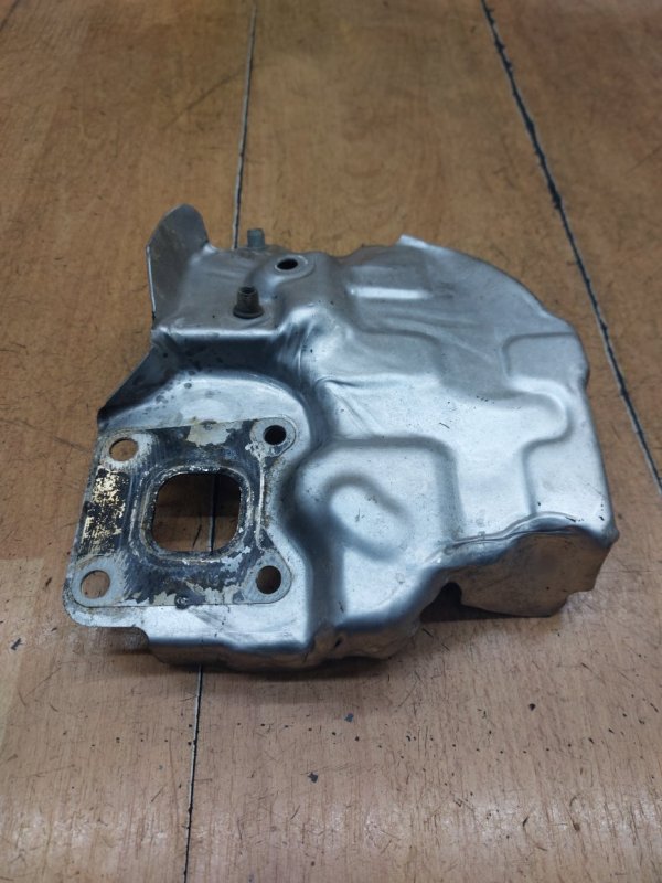 Кожух выпускного коллектора Ford Focus 3 2012 M2DA