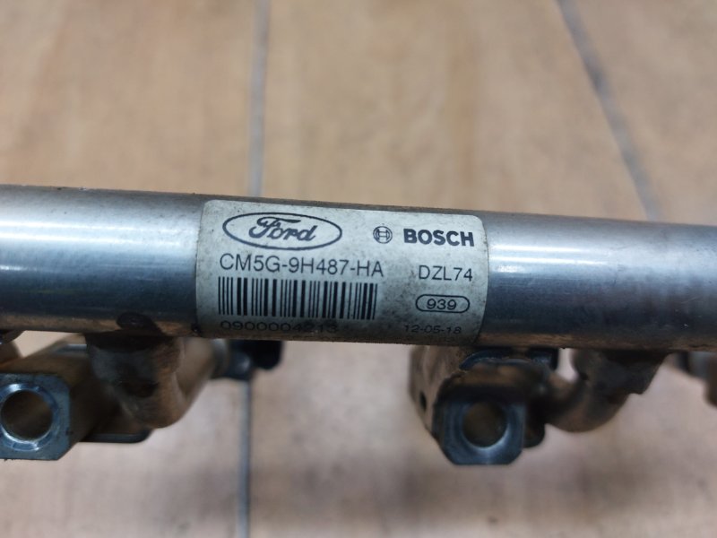 Топливная рампа Ford Focus 3 2012 M2DA