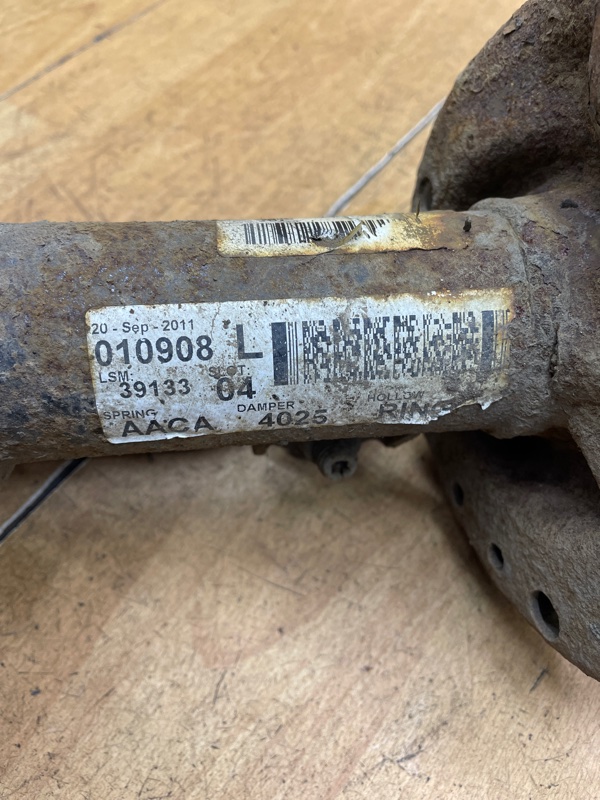 Стойка подвески Opel Astra J 2010 A16XER Перед. Лев.