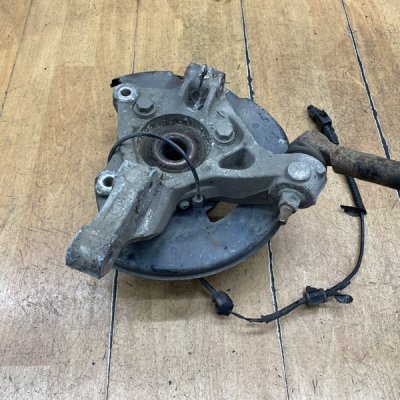 Поворотный кулак Opel Astra J 2010 A16XER Перед. Лев. - изображение 3