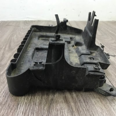 Полка аккумулятора Opel Corsa D - изображение 5